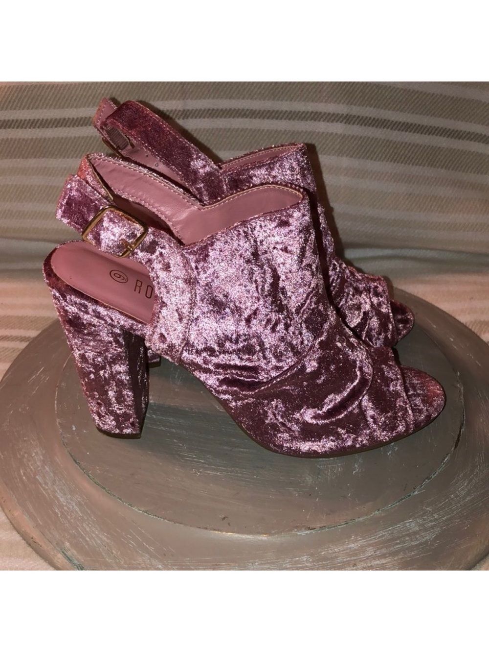Rouge 9 Raspberry Smoothie Pink Crushed Velvet Peep Toe Heeled Shooties